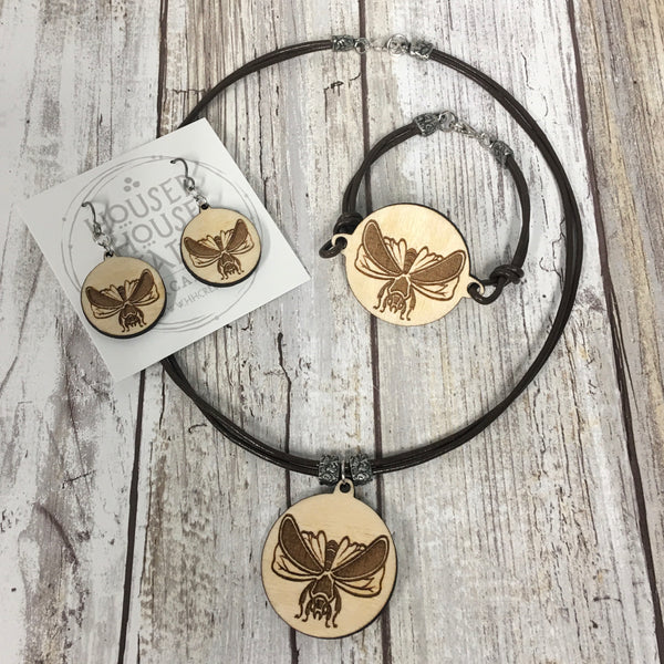Queen Honey Bee - Bracelet, Earrings and Pendant Necklace - Baltic Birch Wood