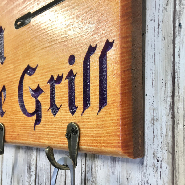 Queen of the Grill BBQ Tool Holder - Engraved Pine Wood